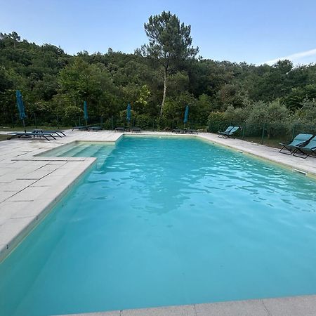 Logis Hotel Restaurant Le Domaine De L'Eau Vive Largentière Esterno foto