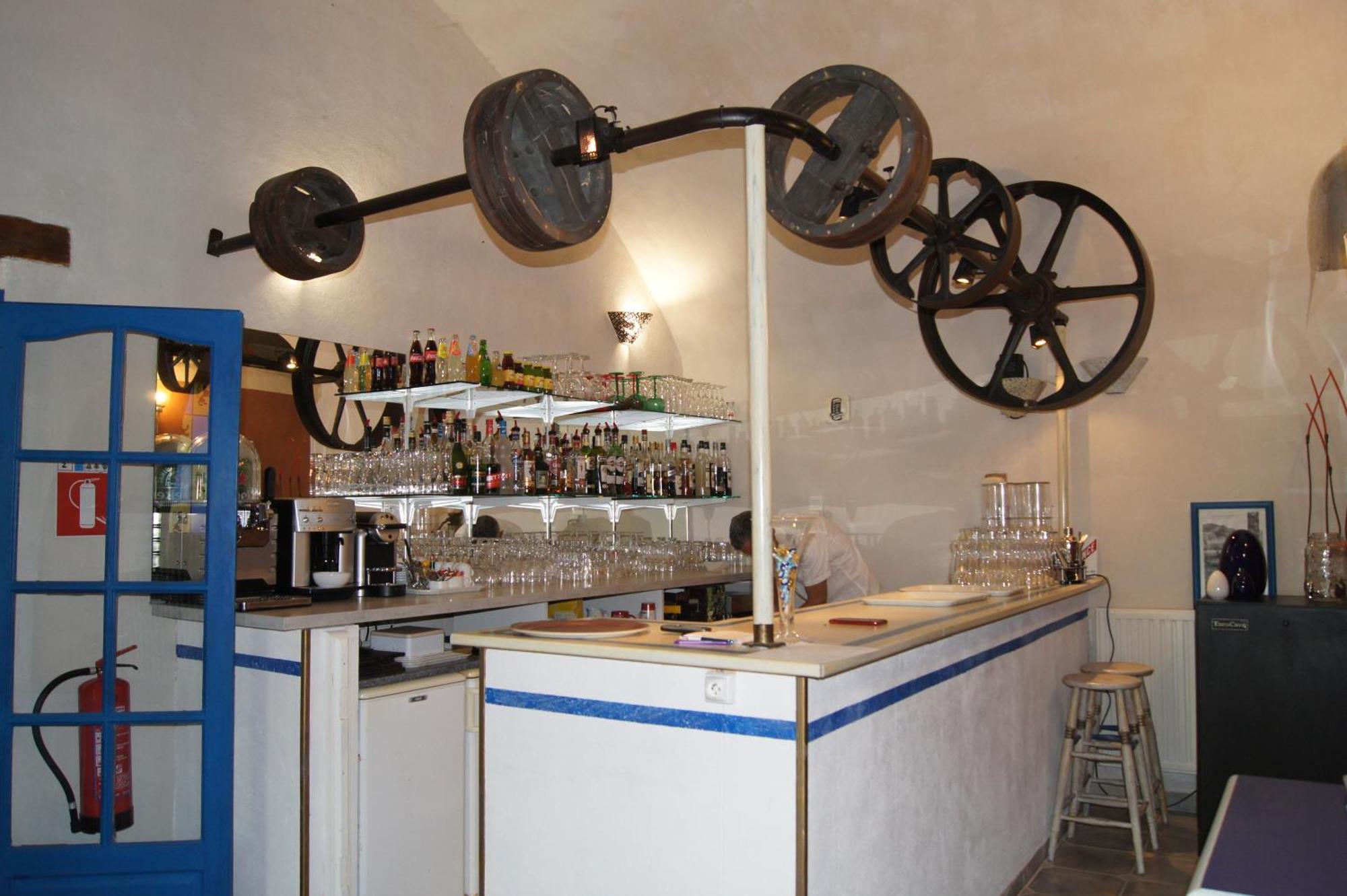 Logis Hotel Restaurant Le Domaine De L'Eau Vive Largentière Esterno foto