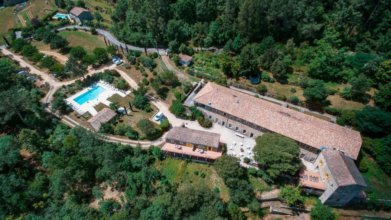 Logis Hotel Restaurant Le Domaine De L'Eau Vive Largentière Esterno foto